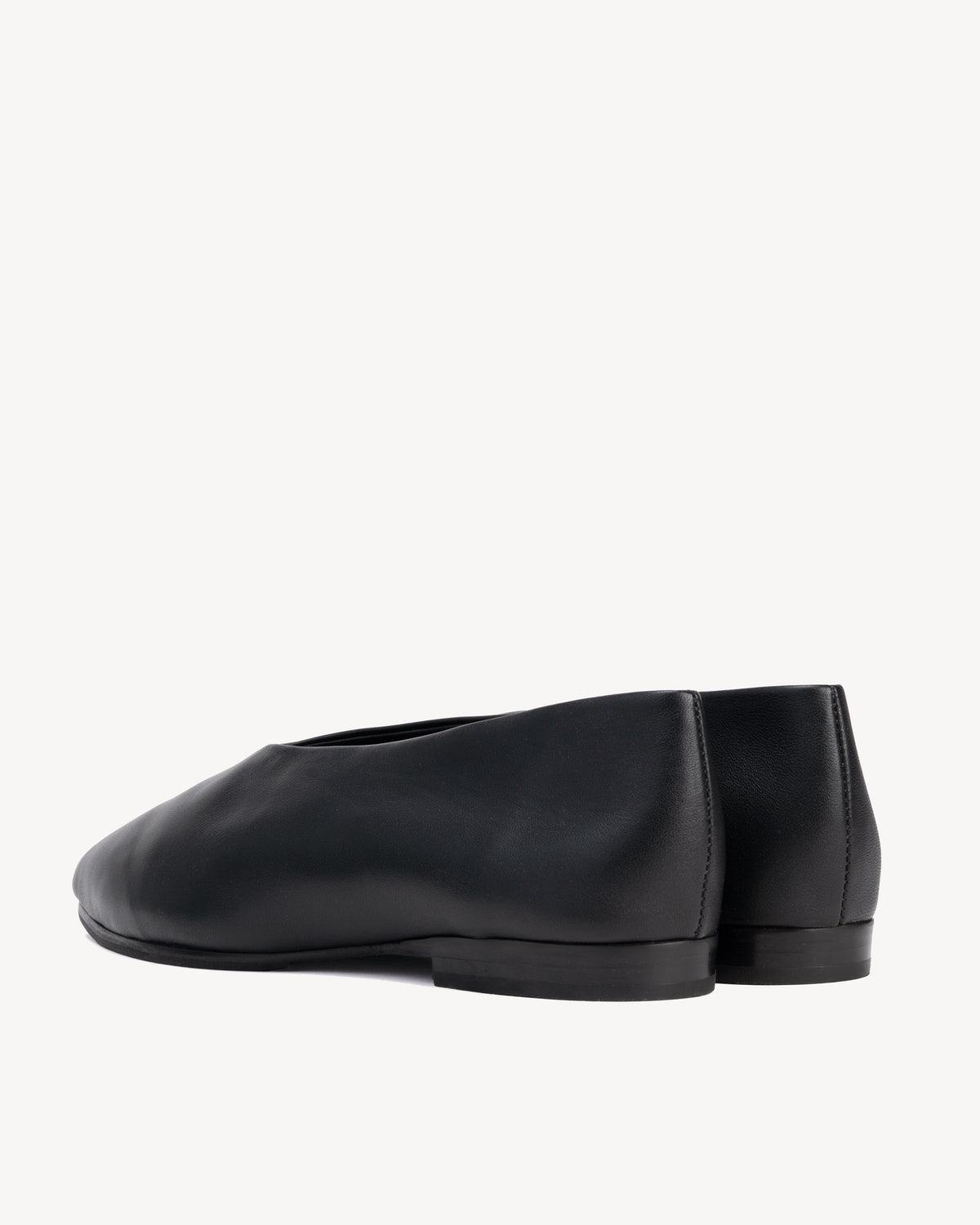 The Atelier Flat Black