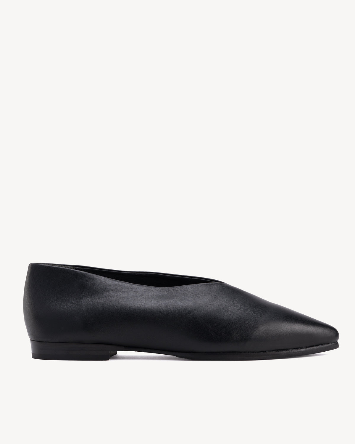 The Atelier Flat Black