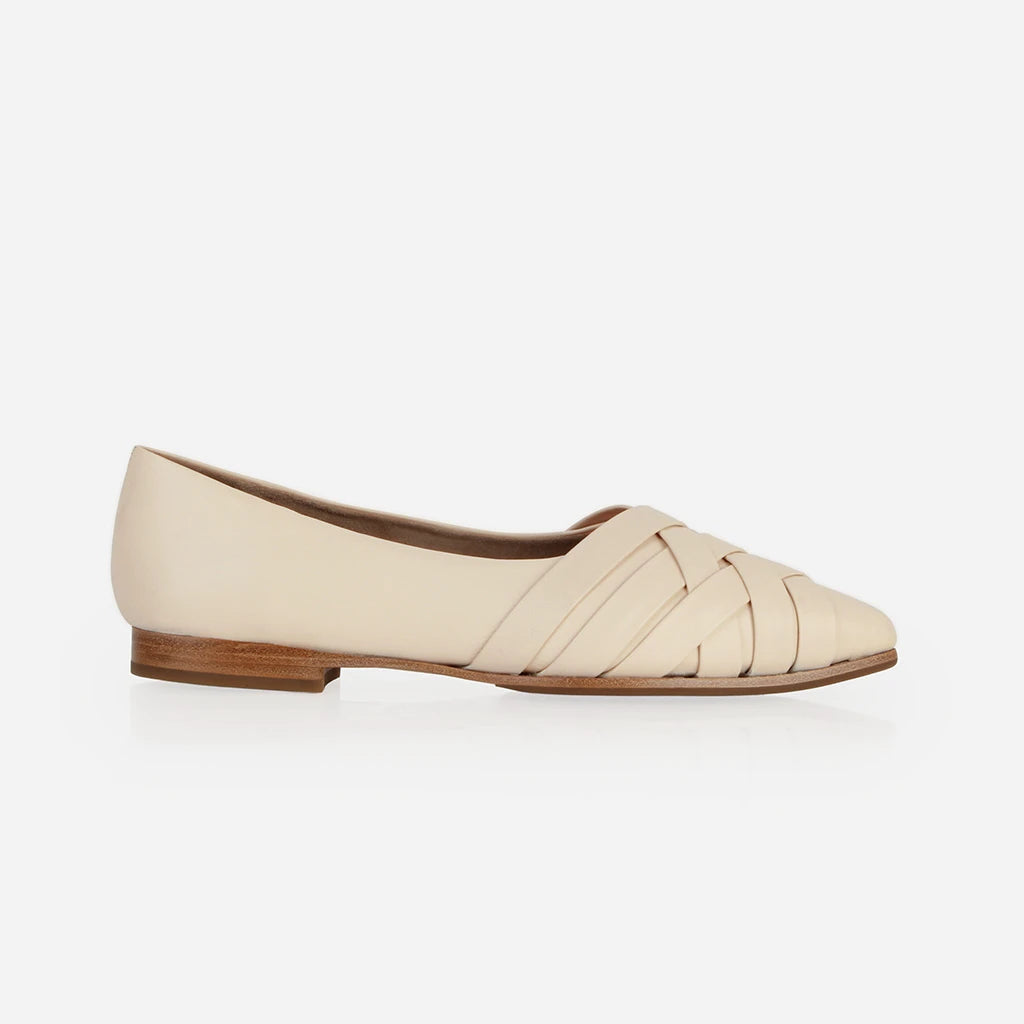 The Athena Flat Oat Milk