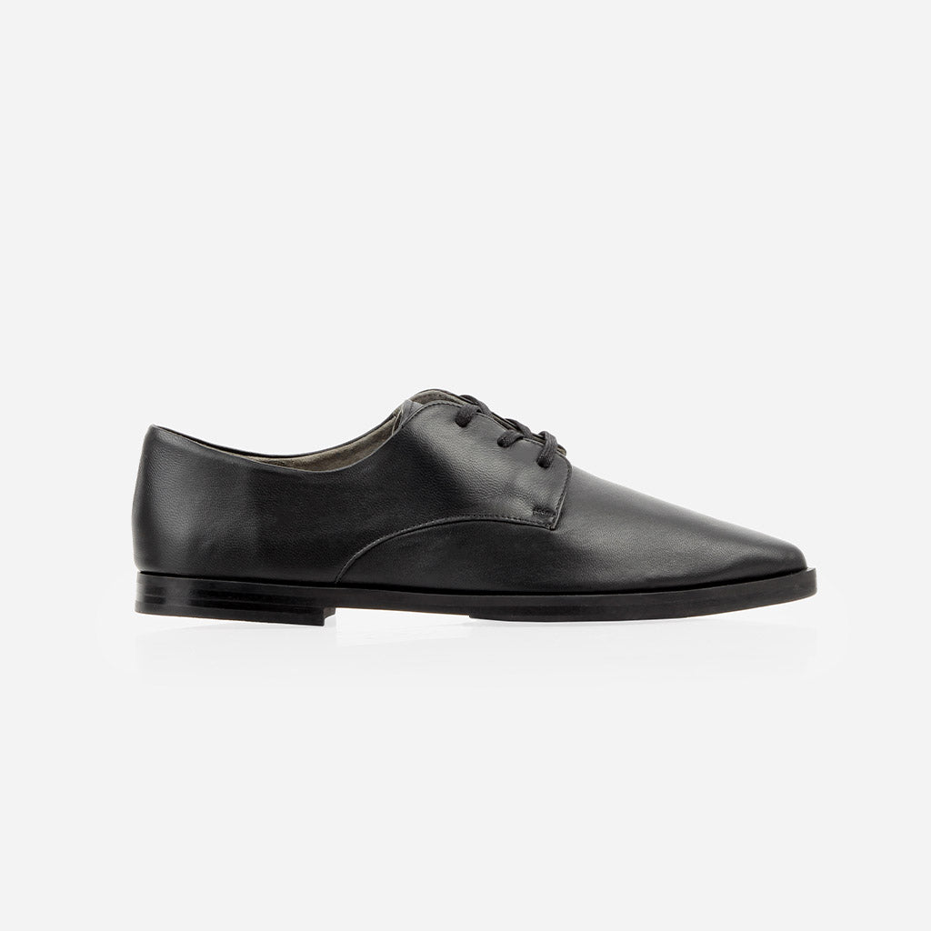 The Bella Derby Black