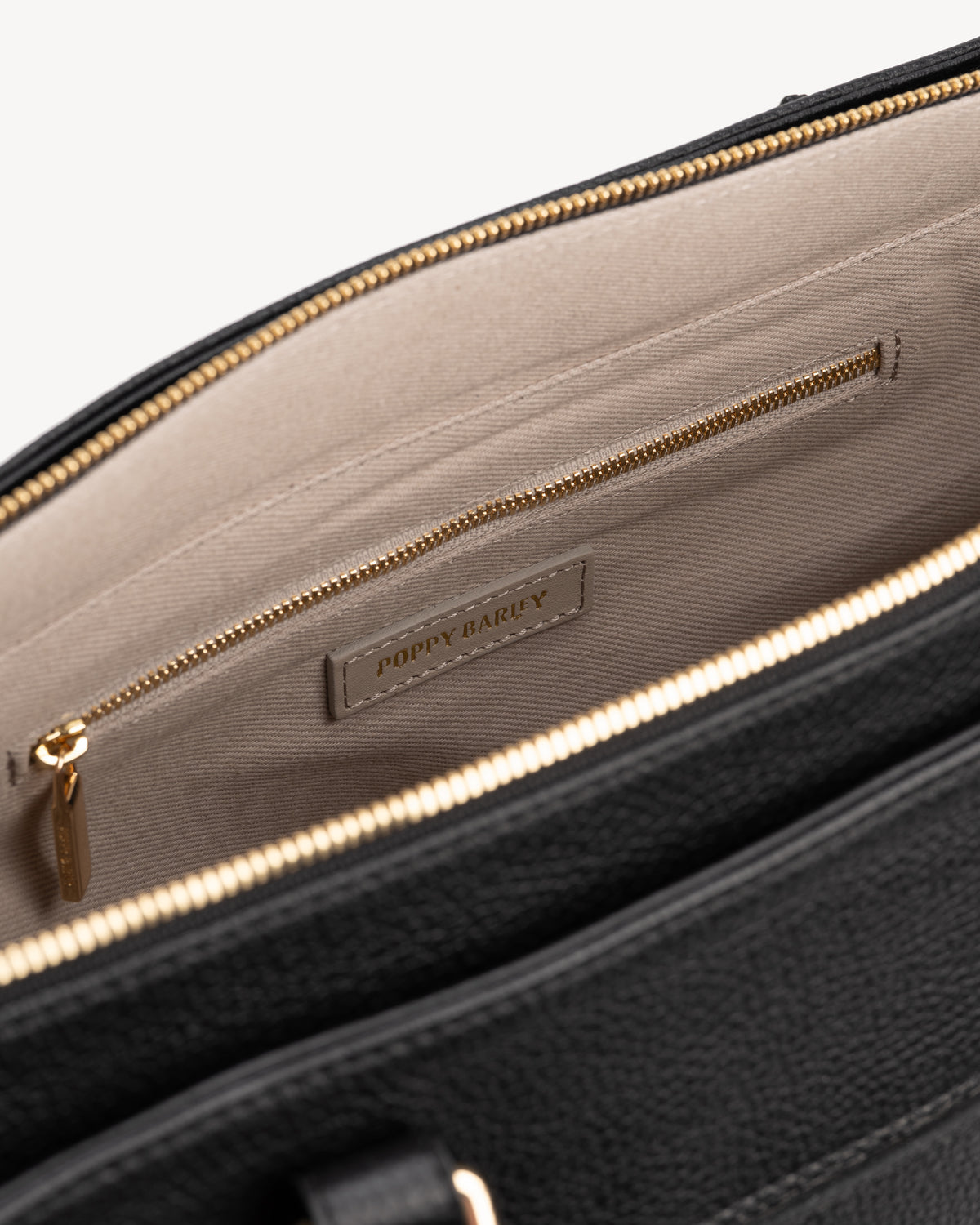 The Colleague Tote Black