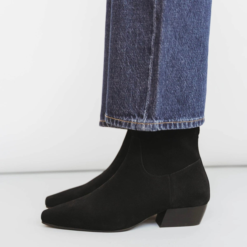 The Beau Boot Black