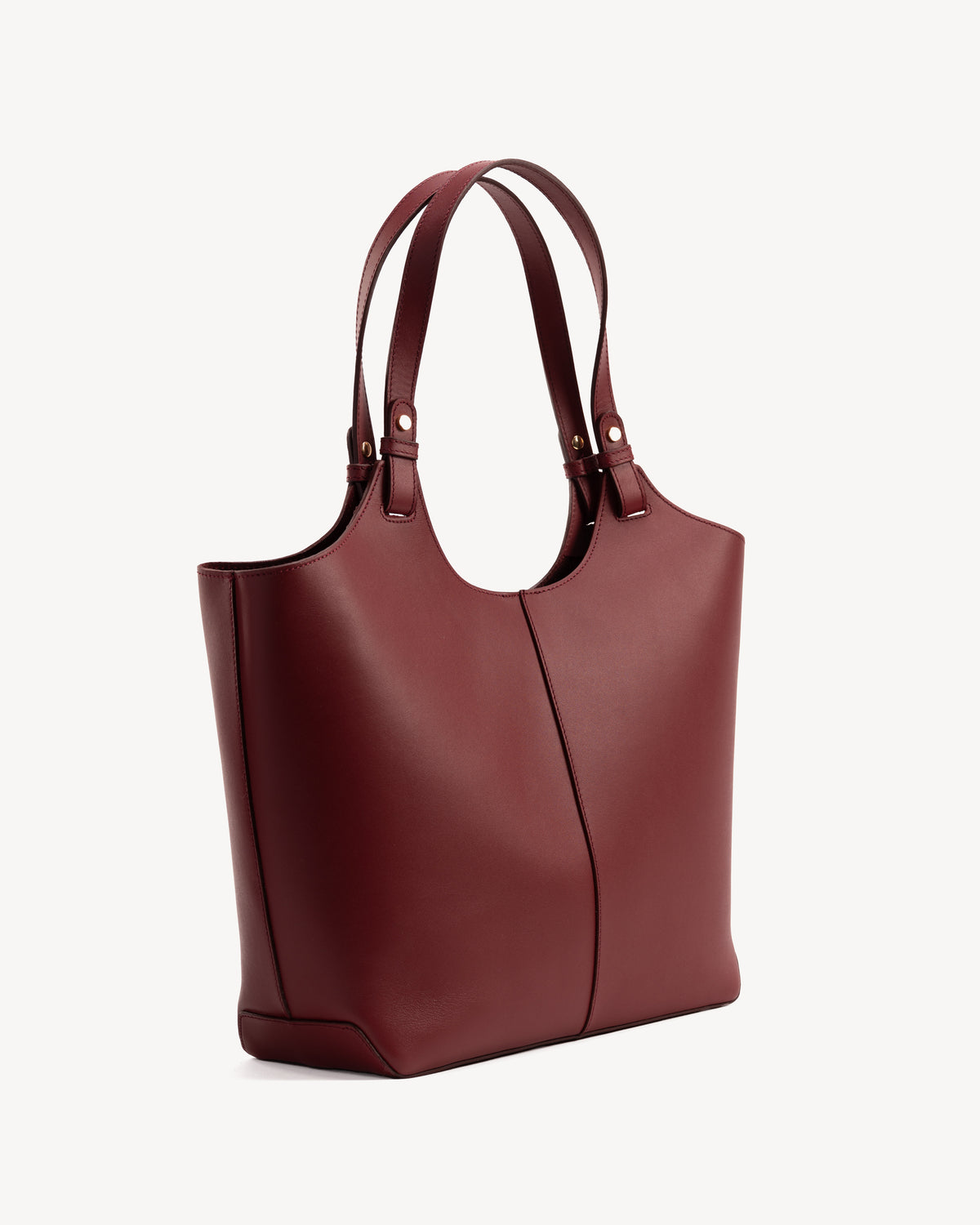 The Lisboa Tote Resort Red