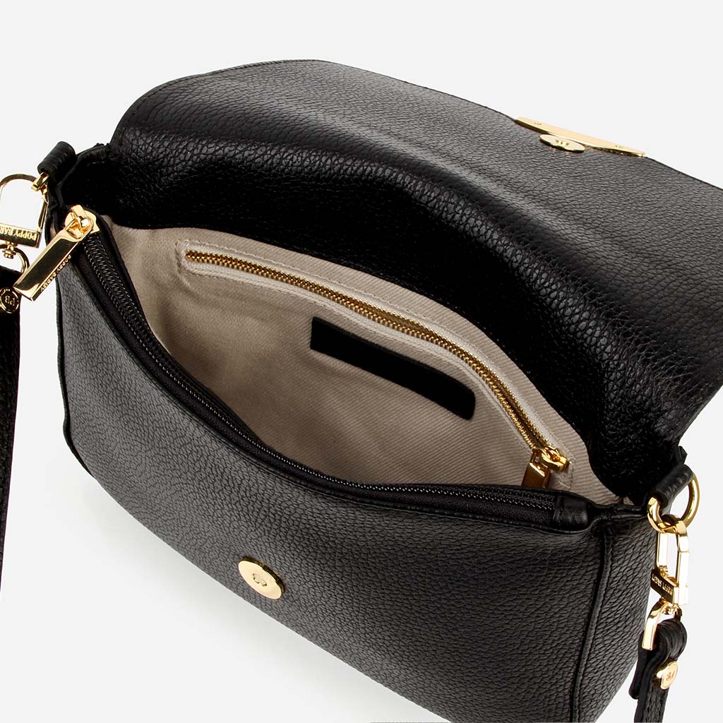 The Medium Day to Night Bag Black Pebble