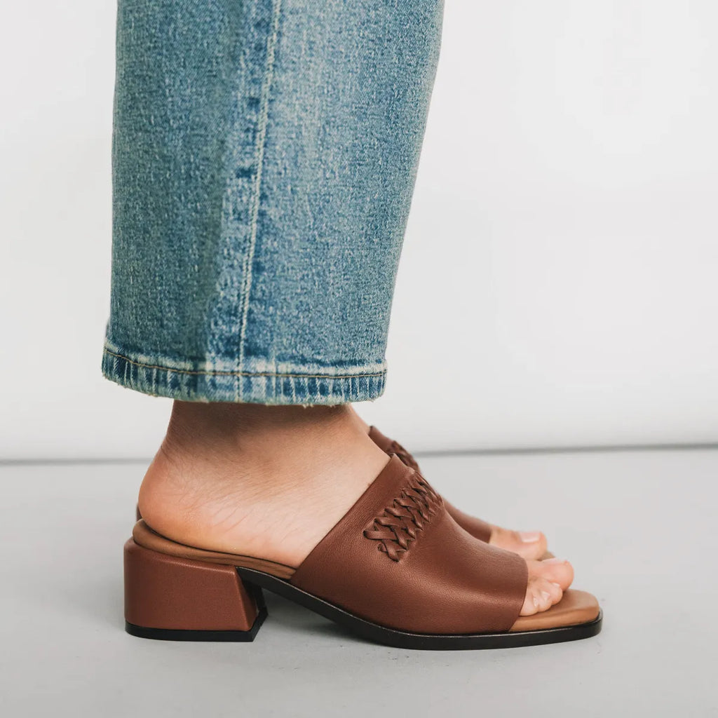 The Bohème Heeled Sandal Hazelnut