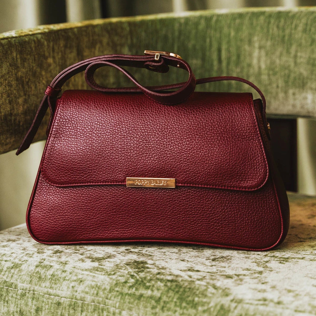 The High Line Shoulder Bag Resort Red