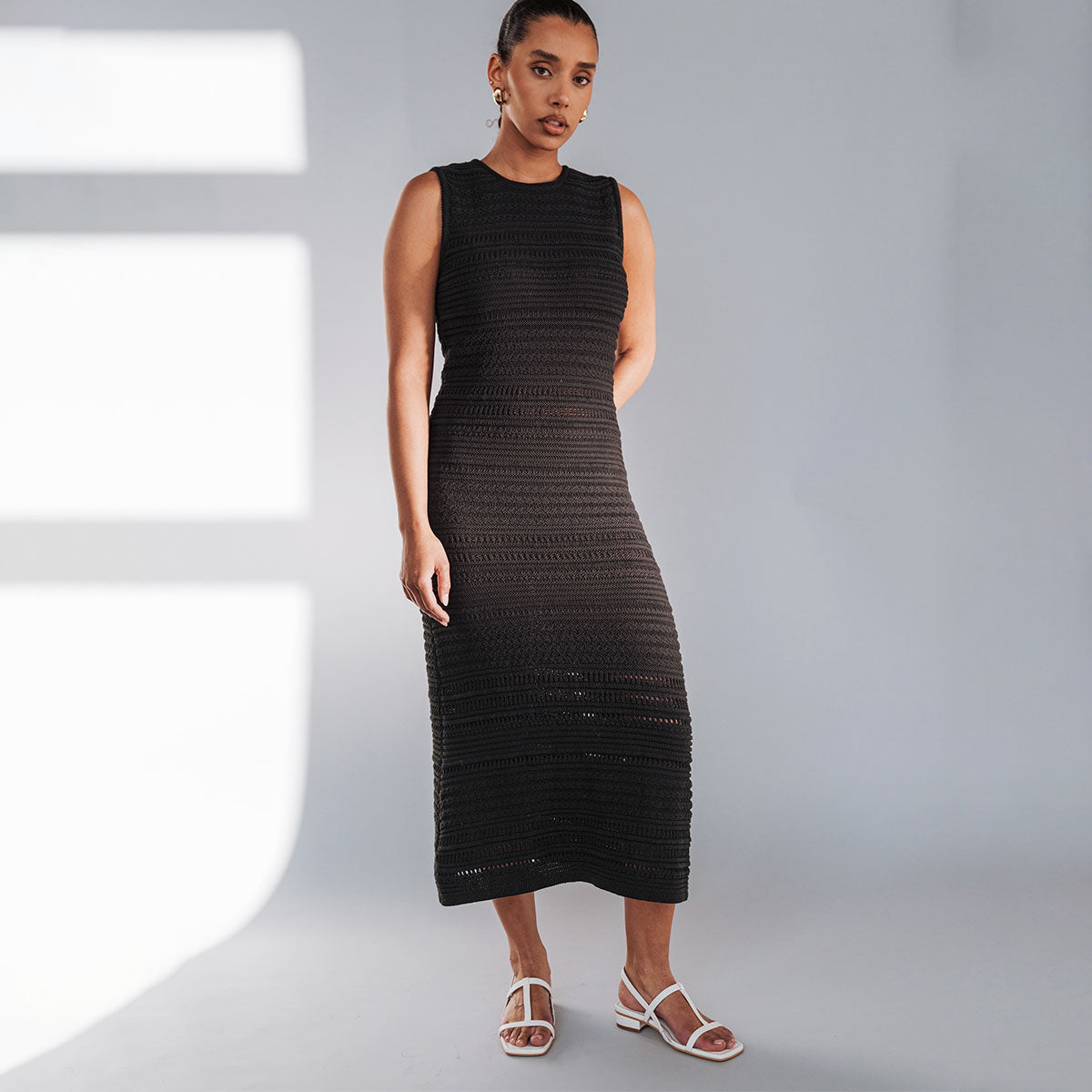 ModelInfo:Tasia is 5'7 and is wearing a size S.