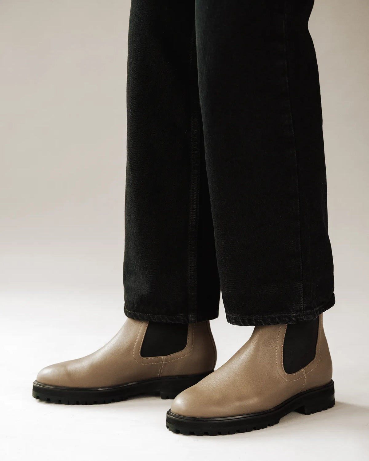 The Every Way Chelsea Boot Truffle