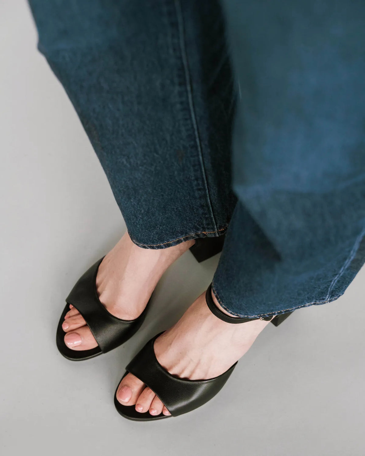 The Mila Heeled Sandal Black