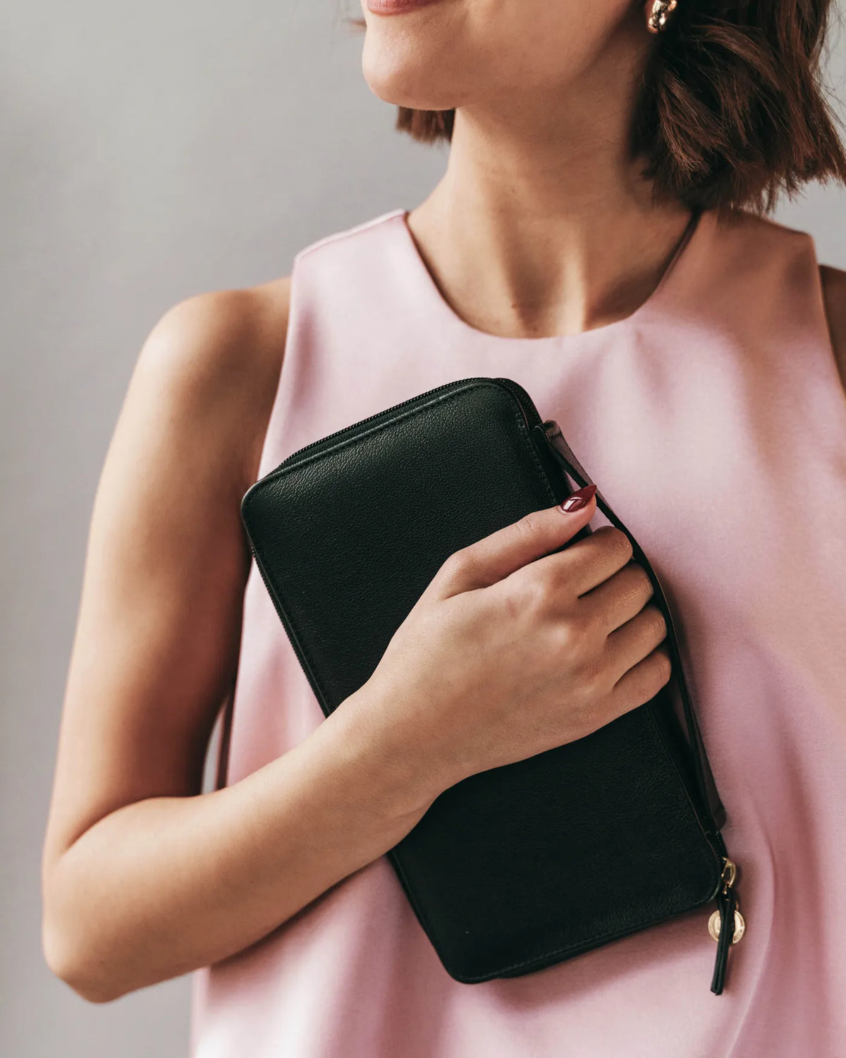 The Six Person Family Passport Holder Black Micro Pebble