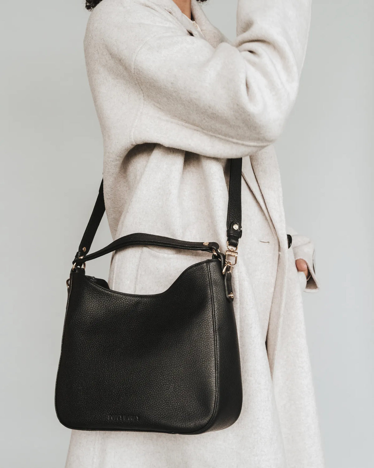 The Sixteenth Tote Black