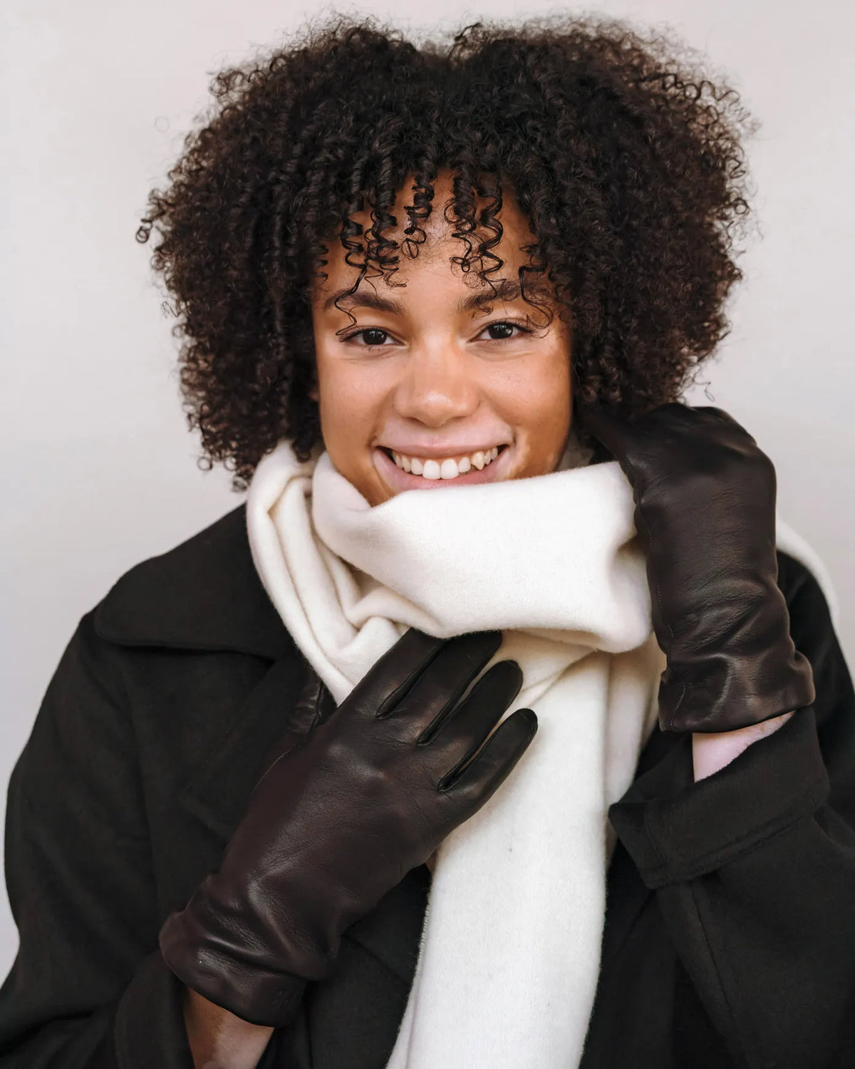 The Sleek Leather Glove Black