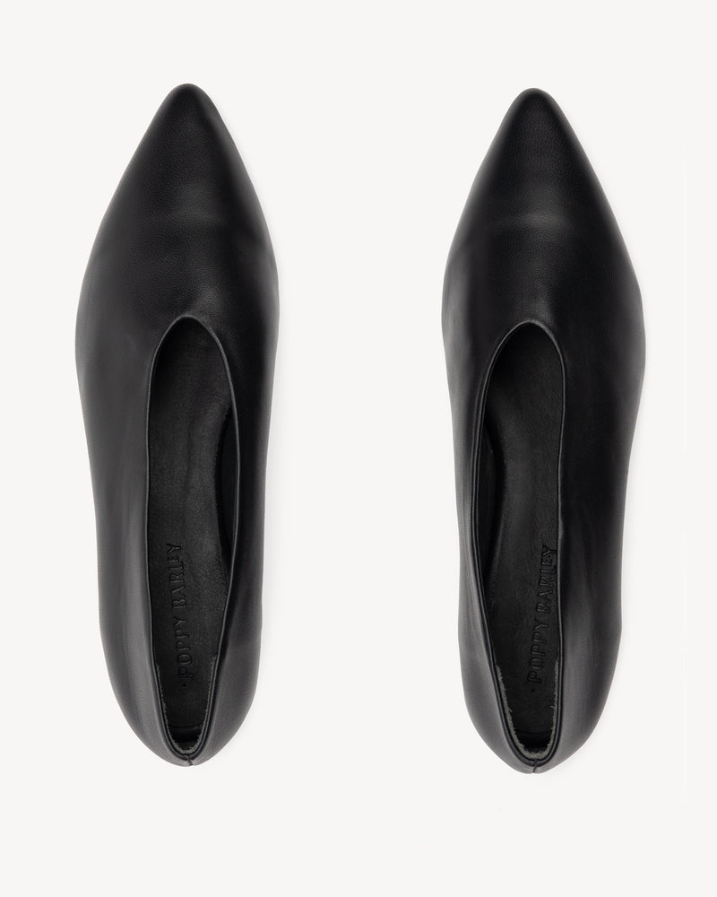 The Atelier Flat Black