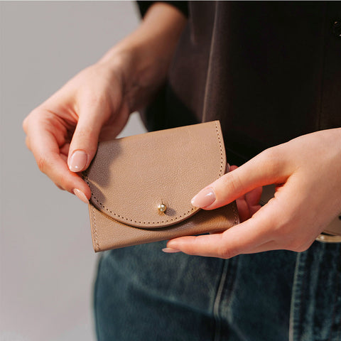 The Cardholder Biscotti Micro Pebble