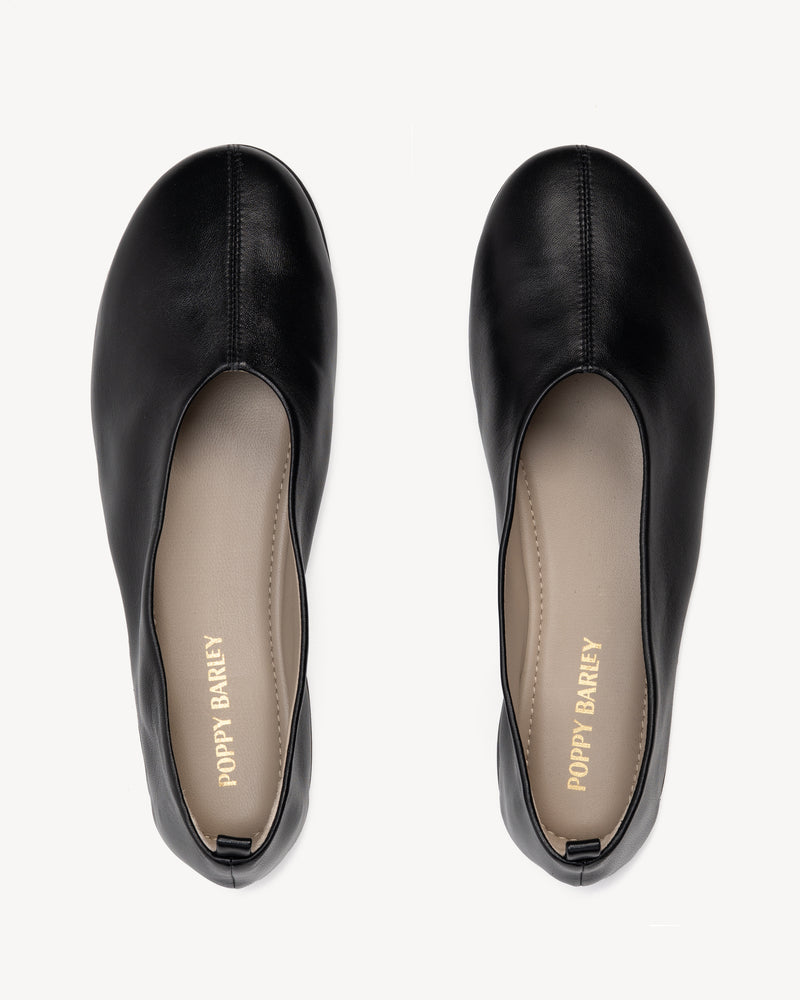 The Contemporary Ballet Flat Black