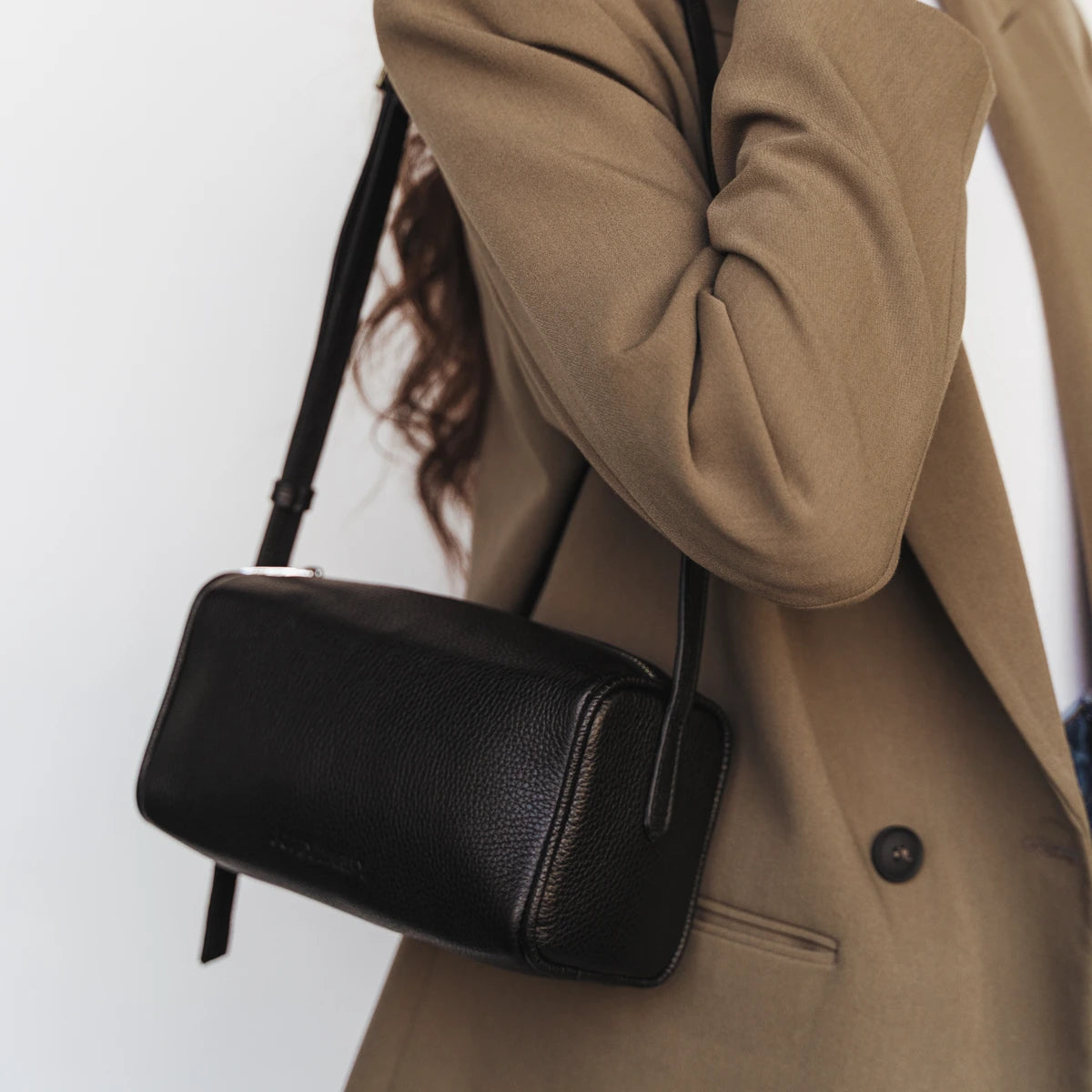 The Annex Bag Black