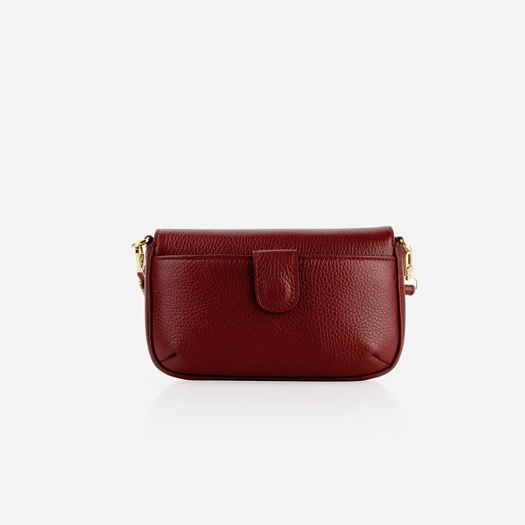 The Day To Night Bag Resort Red
