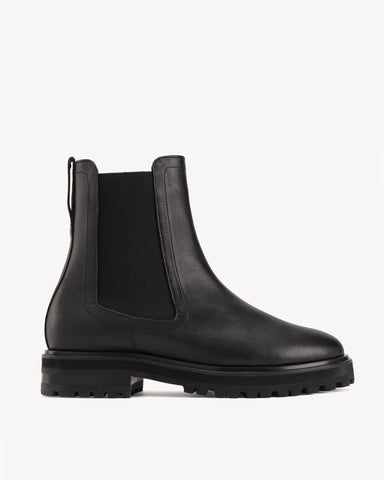 The Every Way Chelsea Boot Black Water Resistant
