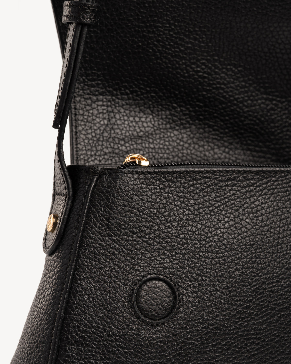 The High Line Shoulder Bag Black