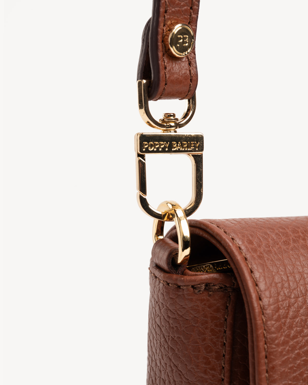 The Medium Day to Night Bag Hazelnut