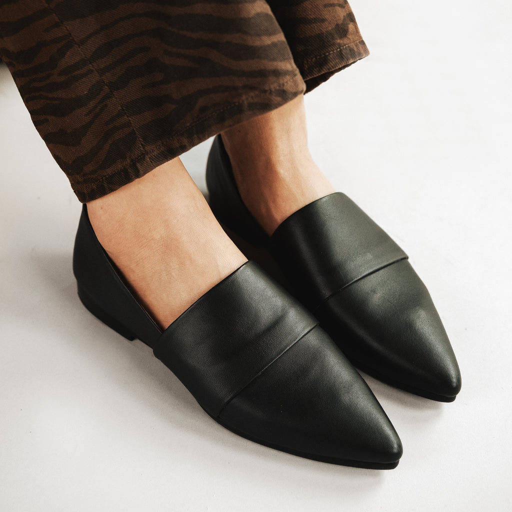 The Luxe Fit Flat Black