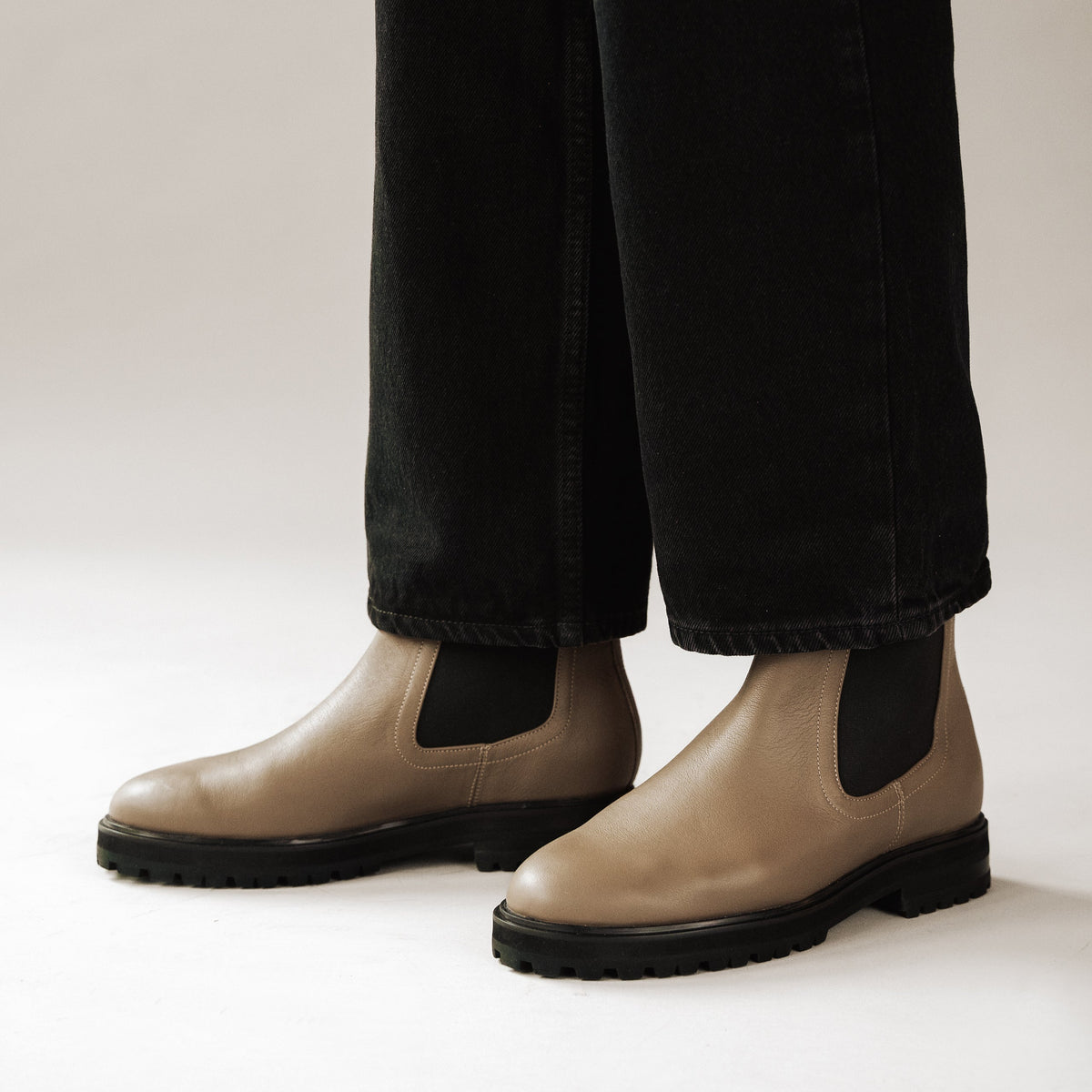 The Every Way Chelsea Boot Truffle