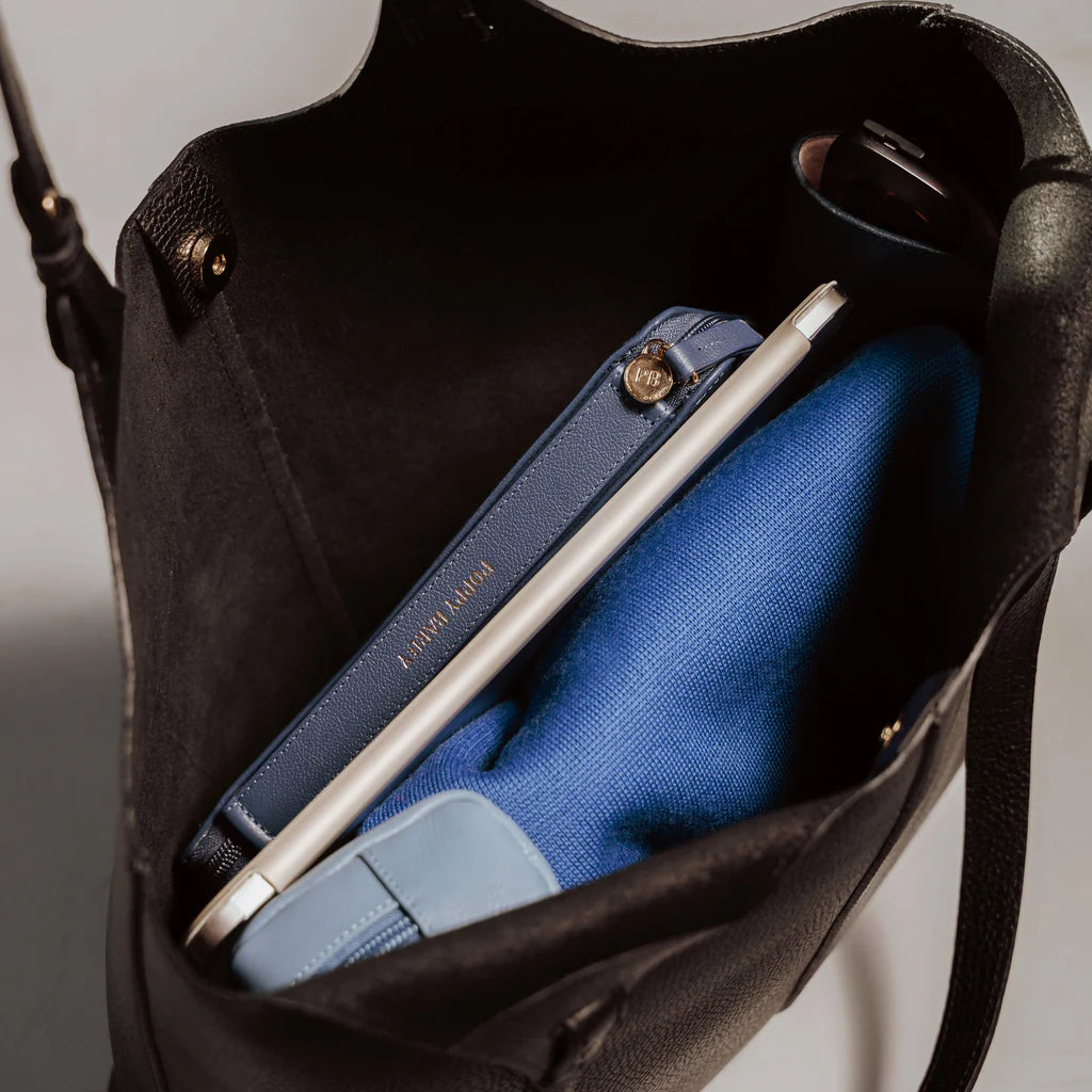 The Lisboa Tote Resort Red