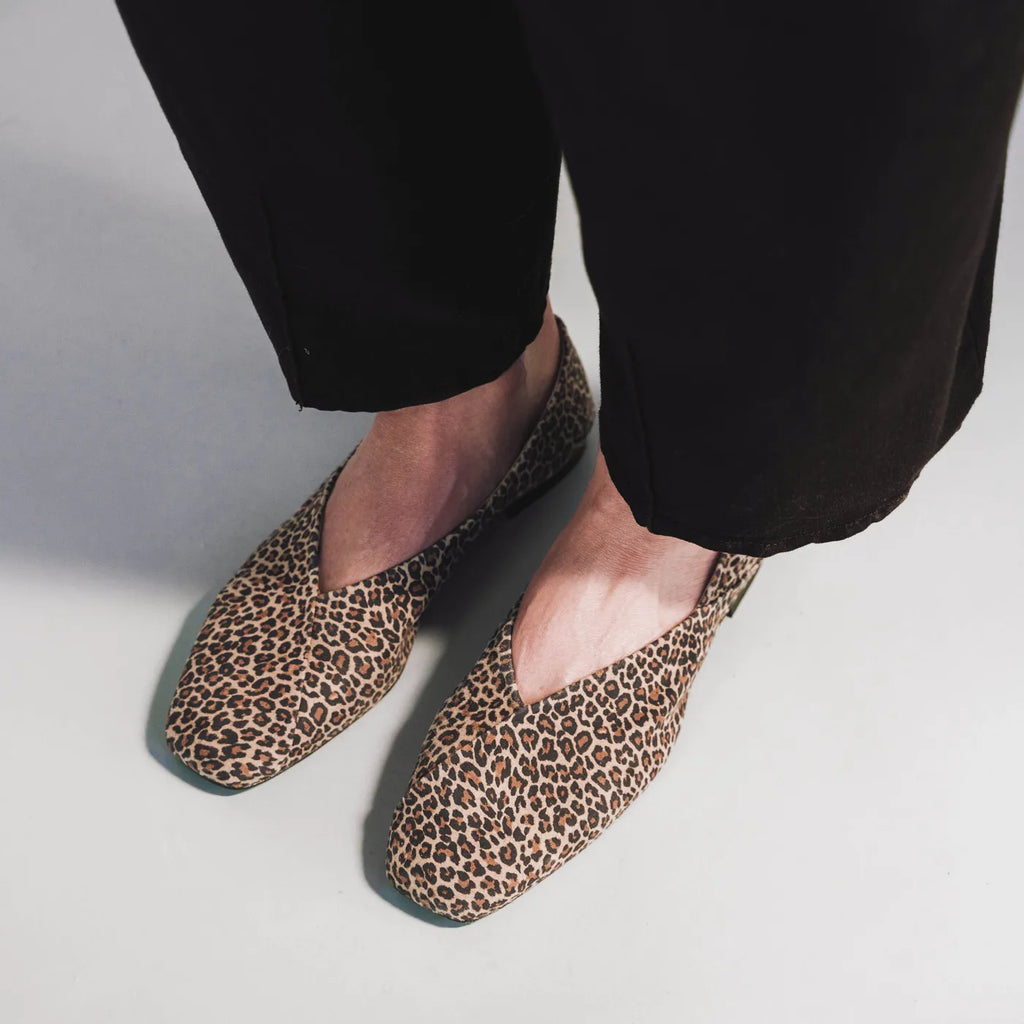 The Marché Flat Micro Leopard