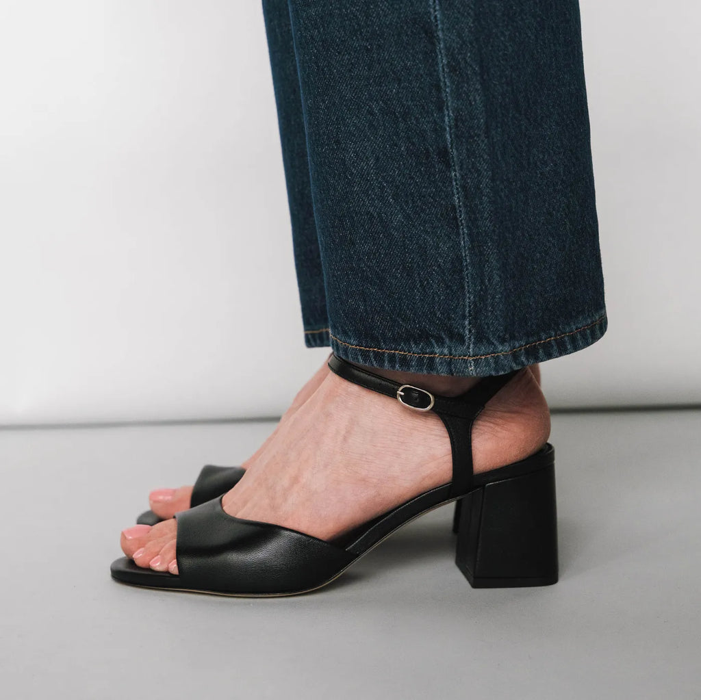 The Mila Heeled Sandal Black