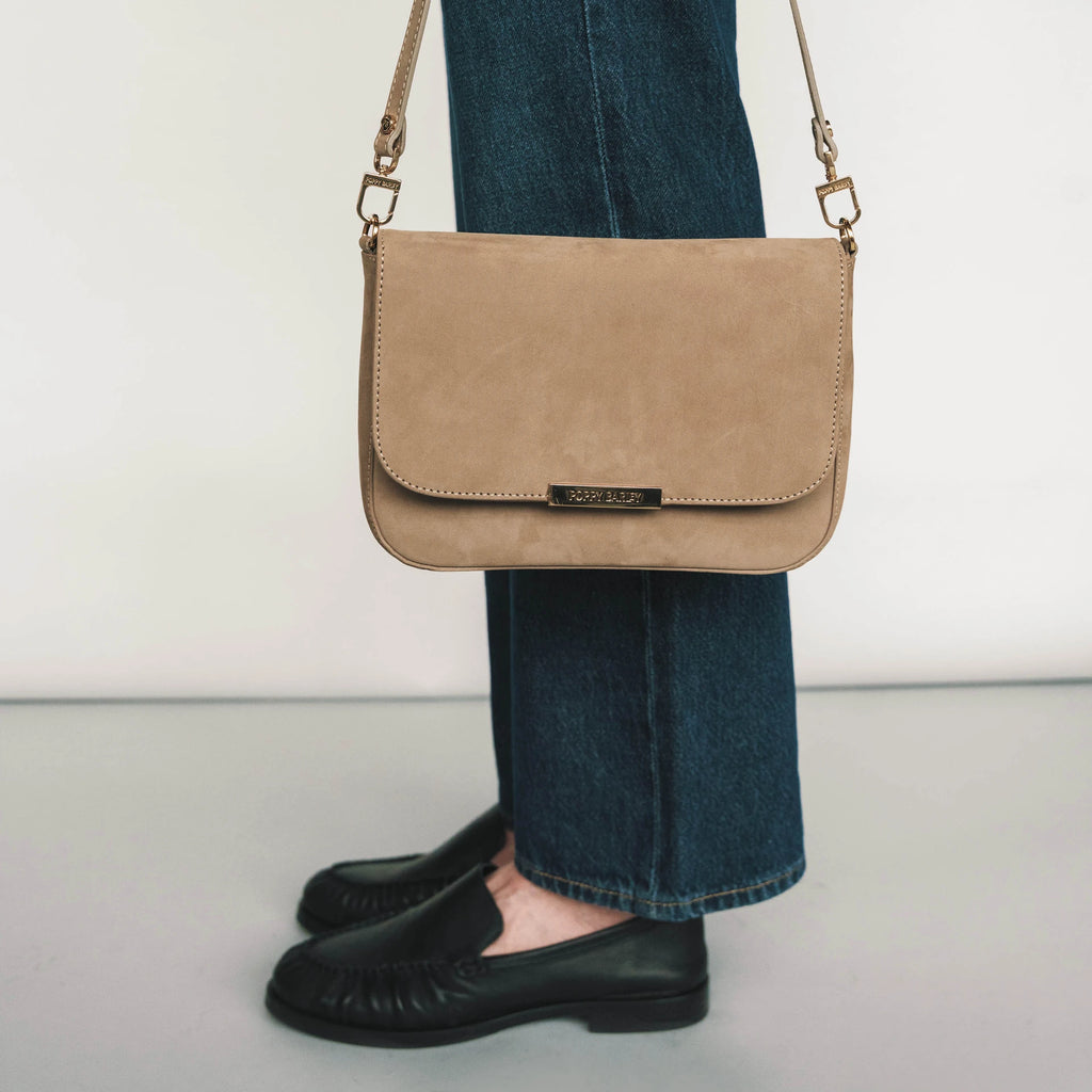 The Medium Day To Night Bag Clay