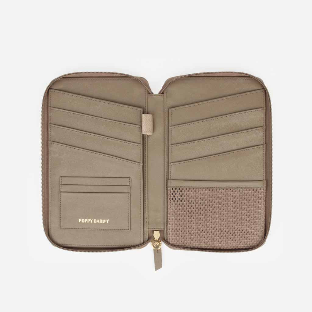 The Six Person Passport holder & Slim Luggage Tag Set Truffle