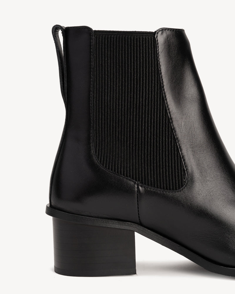 The Quinn Chelsea Boot Black