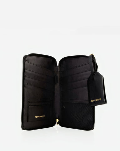 The Six Person Passport holder & Slim Luggage Tag Set Black
