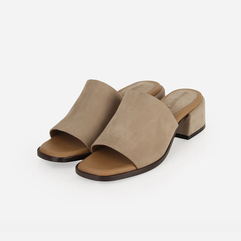 The Spritz Heeled Sandal Clay Nubuck