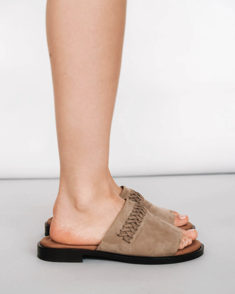 The Bohème Slide Clay
