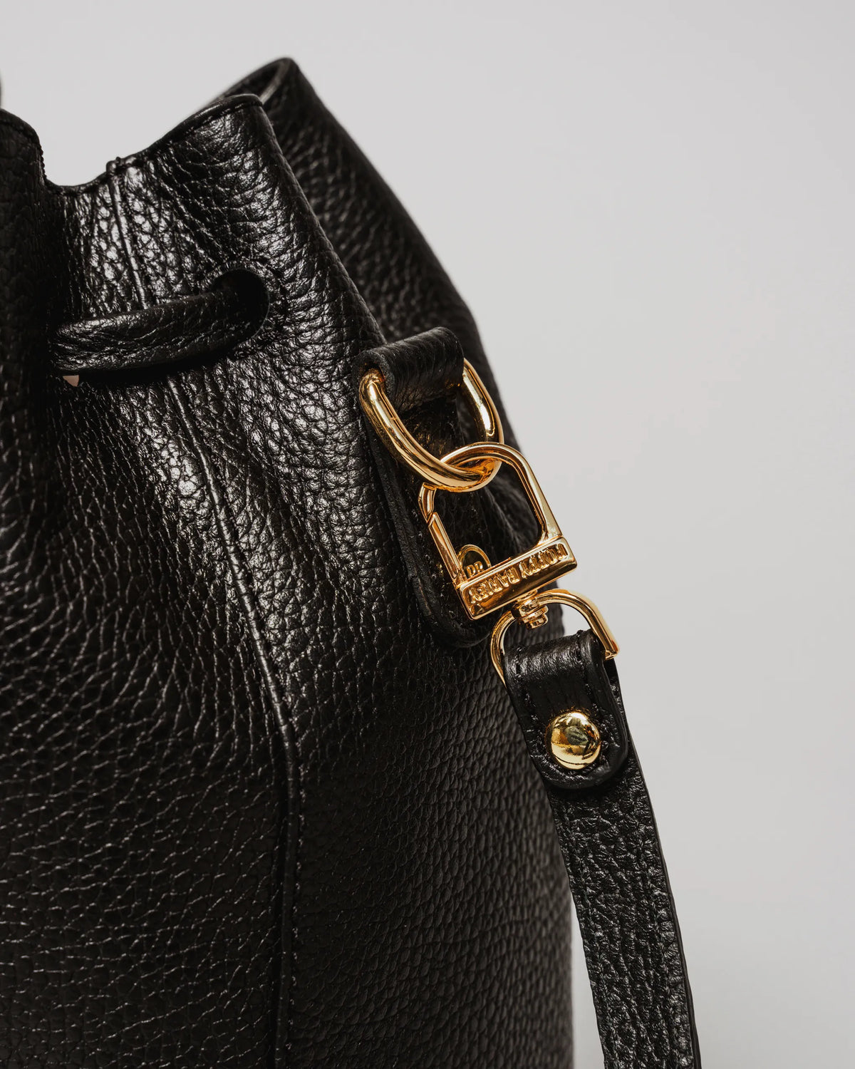 The Bondi Bucket Bag Black