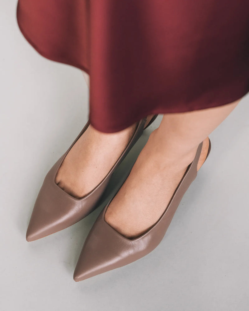 The Claire Slingback Ceramic