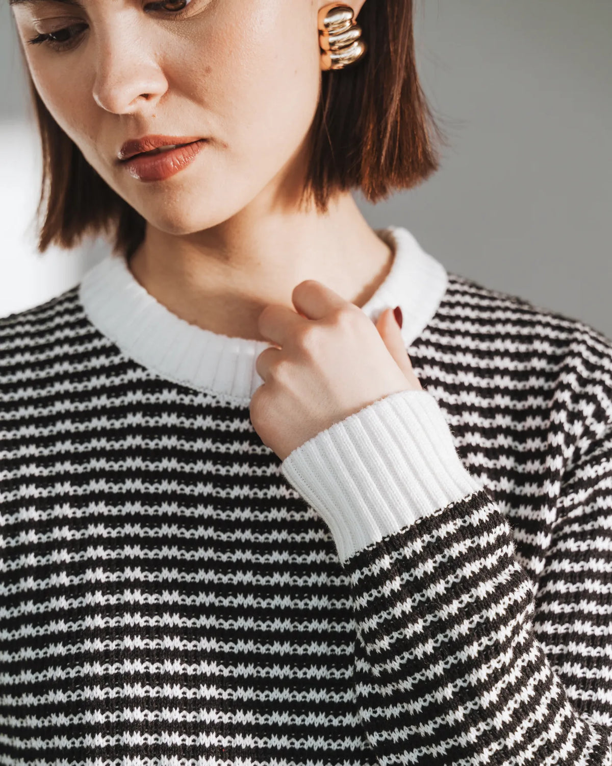 The Core Crewneck Black Stripe