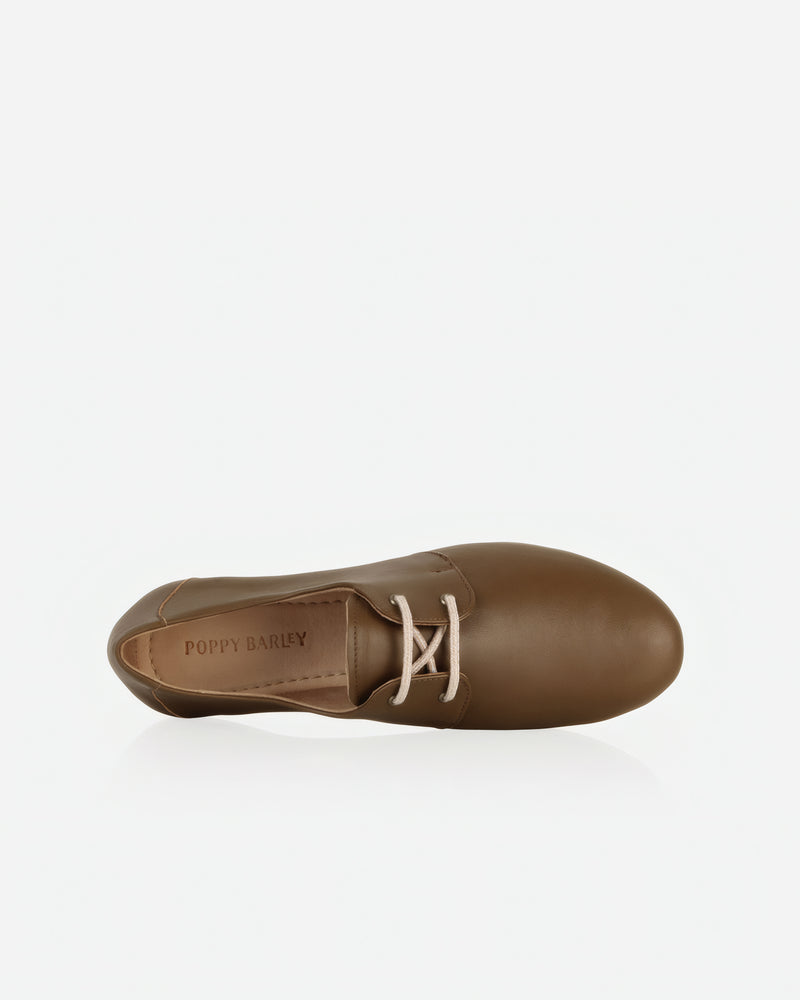 The Eyelet Oxford 2.0 Tapenade