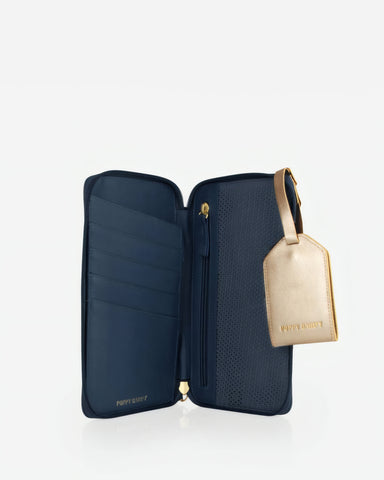 The Four Person Passport holder & Slim Luggage Tag Set Pacific