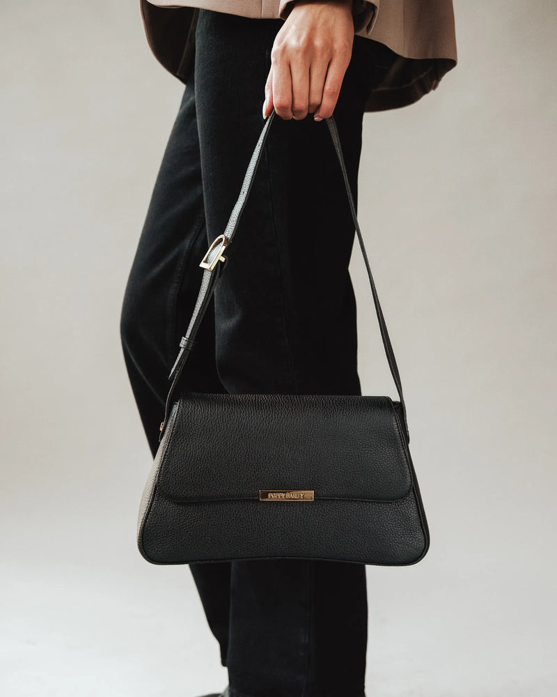 The High Line Shoulder Bag Black