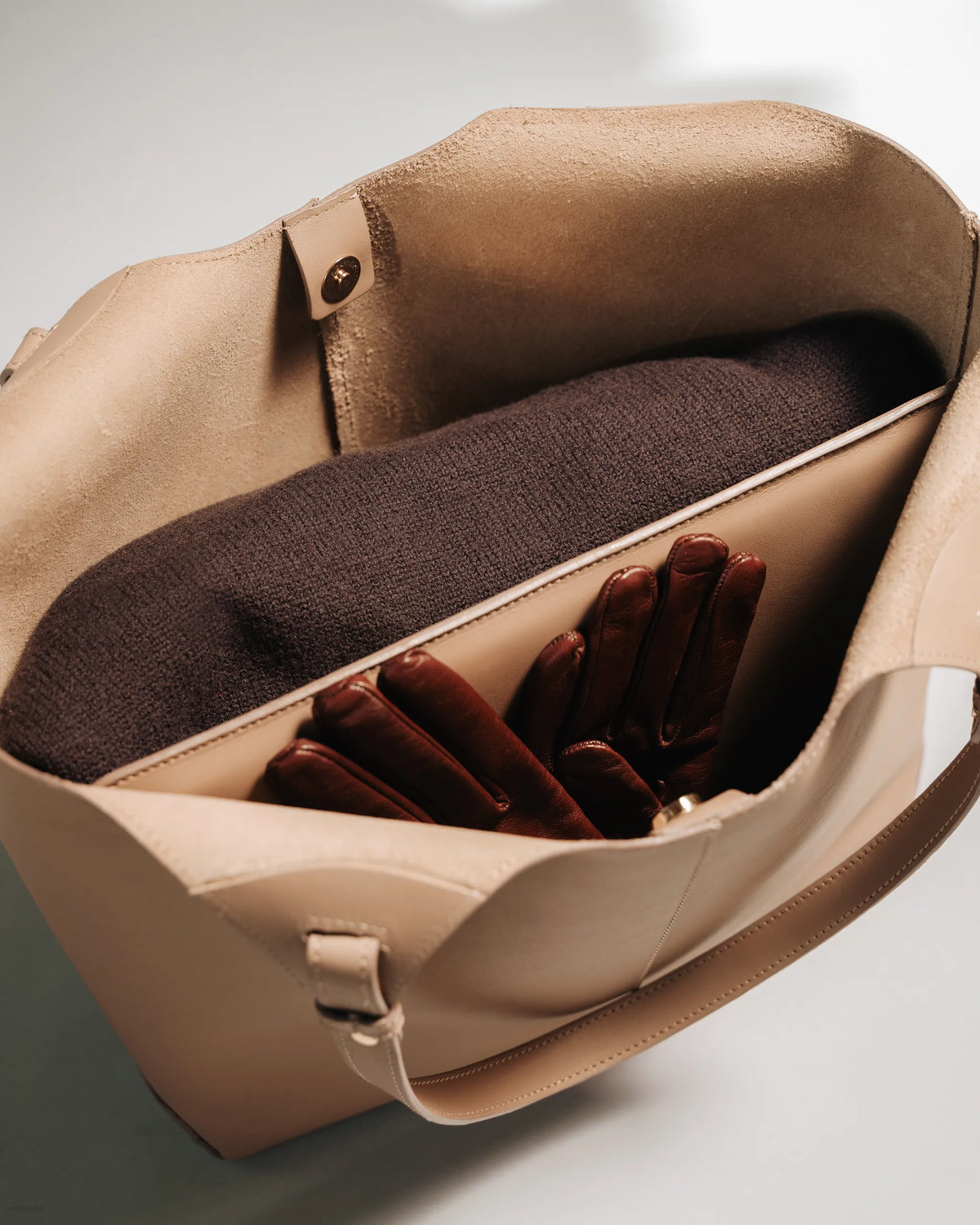 The Lisboa Tote Biscotti