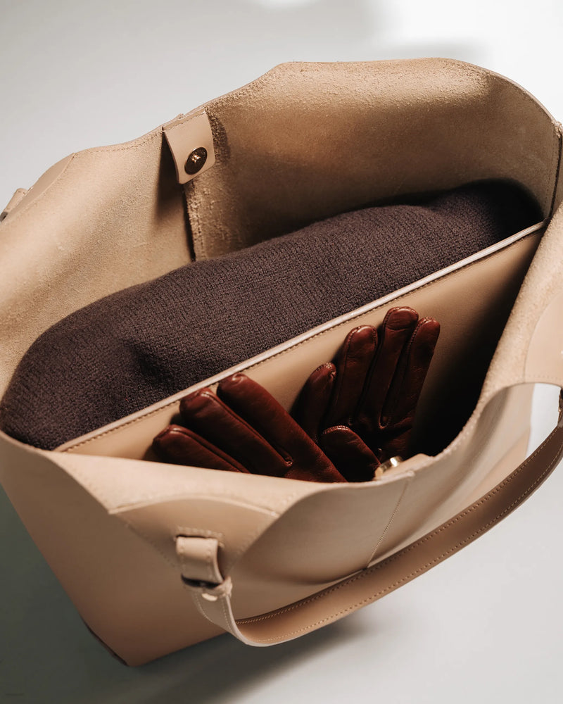 The Lisboa Tote Biscotti