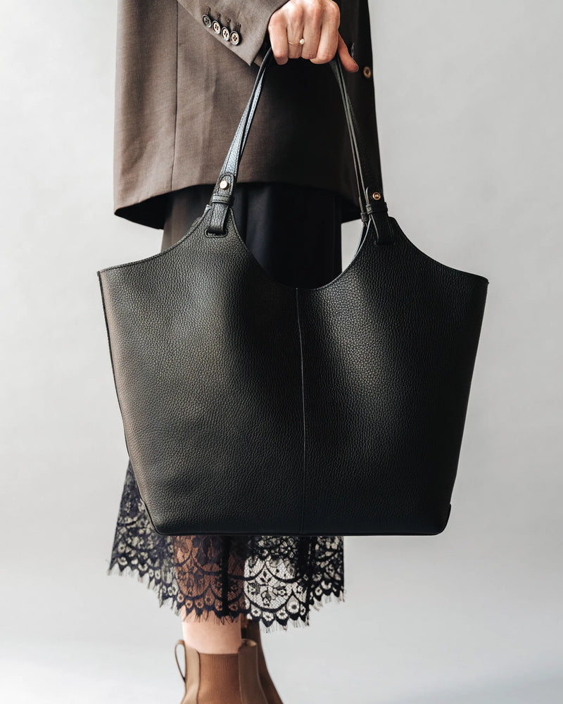 The Lisboa Tote Black