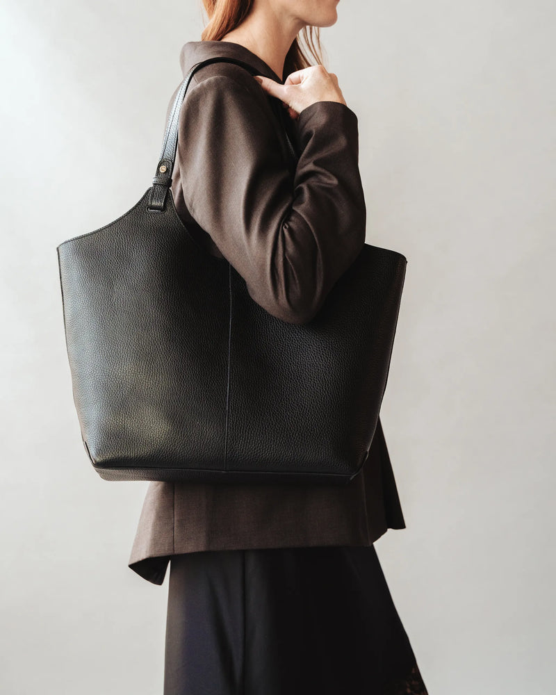 The Lisboa Tote Black