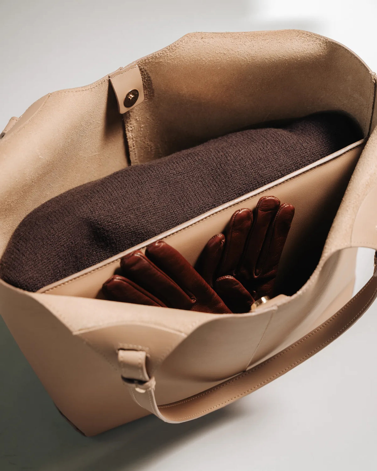 The Lisboa Tote + Laptop Sleeve Set Biscotti