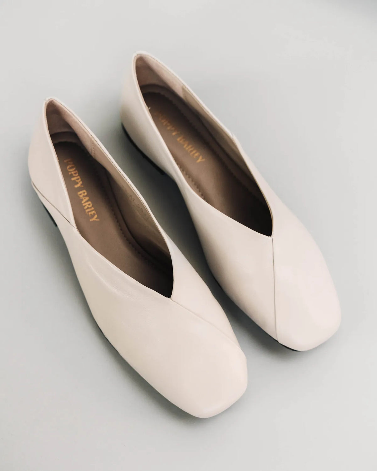 The Marché Flat Porcelain