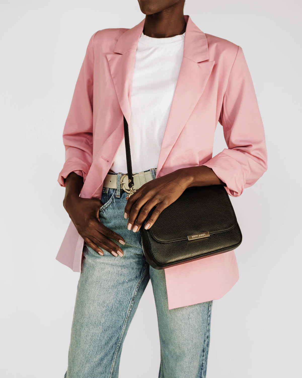 The Medium Day to Night Bag Black Pebble