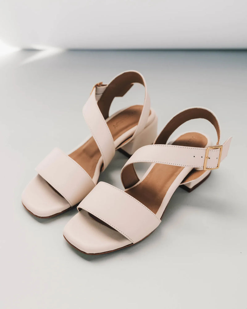 The Soirée Heeled Sandal Oat Milk