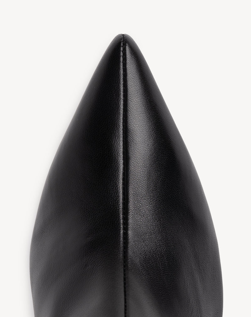 The Toujours Boot Black